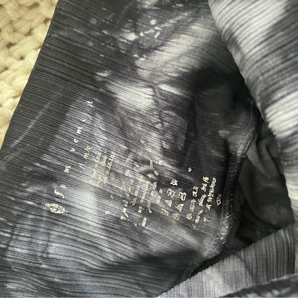 Free People FP Movement Good Karma Tie-Dye Leggings Black + White M/L - Picture 10 of 10